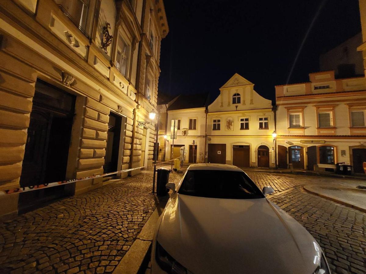 Hradec Králové Apartman V Centru Na Velkem Namesti المظهر الخارجي الصورة