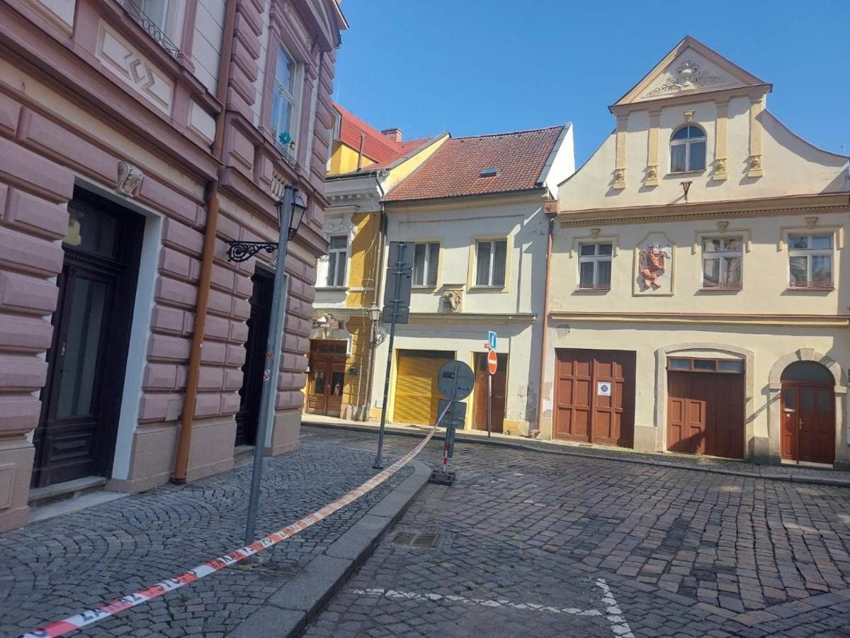 Hradec Králové Apartman V Centru Na Velkem Namesti المظهر الخارجي الصورة